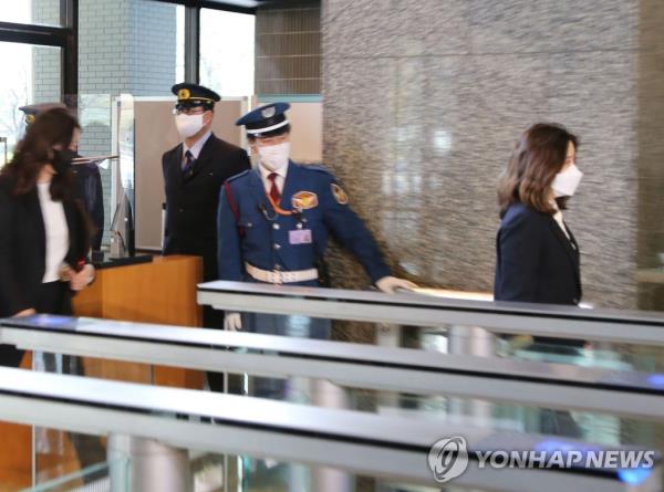 韩国和日本就强制征用等双边问题举行工作磋商
