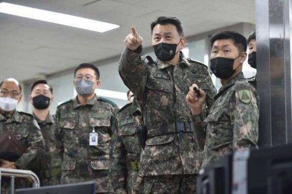 参谋长联席会议主席敦促在春节期间做好战斗准备