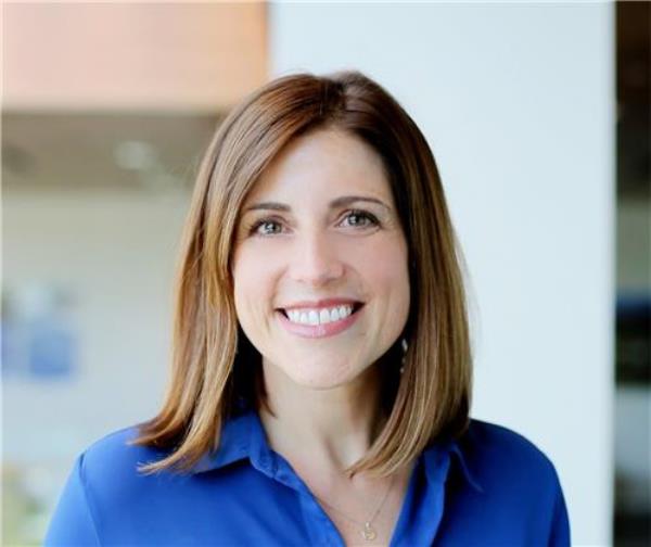 Danielle Merfeld, new global chief technology officer at Hanwha Q Cells, the solar panel unit of Hanwha Solutions Corp., is shown in this photo provided by Hanwha on March 14, 2023. (PHOTO NOT FOR SALE) (Yonhap)