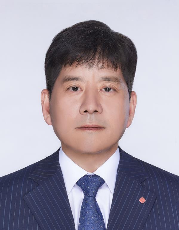 Kim Yeon-seop, new CEO of Lotte Energy Materials, formerly Lotte Chemical Corp., is shown in this photo provided by the company on March 14, 2023. (PHOTO NOT FOR SALE) (Yonhap)