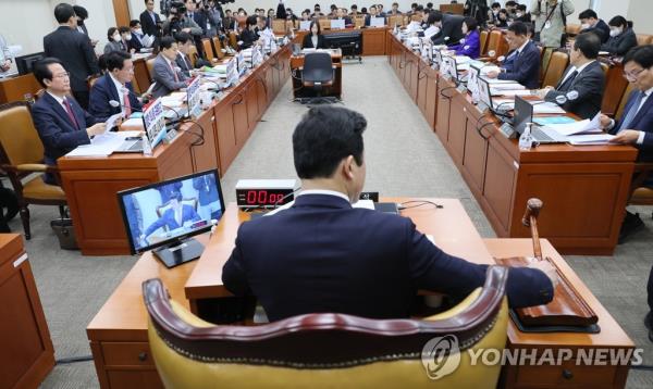 英国议会委员会通过扩大芯片制造商税收优惠的法案