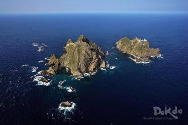 日本淡化战时罪行，在新教科书中提高领土主张