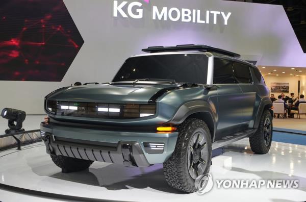This photo, taken March 30, 2023, provided by KG Mobility shows the F100 co<em></em>ncept displayed at the Seoul Mobility Show to be held at the KINTEX exhibition hall in Goyang, just northwest of Seoul, from March 31 to April 9. (Yonhap)