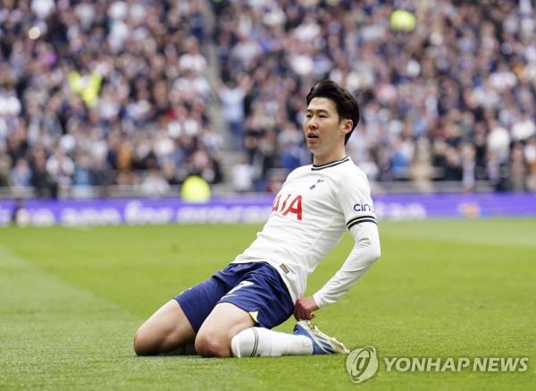 In this Press Association photo via Associated Press, Son Heung-min of Tottenham Hotspur celebrates his goal against Brighton & Hove Albion during the clubs' Premier League match at Tottenham Hotspur Stadium in Lo<em></em>ndon on April 8, 2023. (Yonhap)