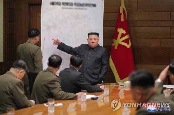 朝中社:朝鲜领导人呼吁以更“进攻性”的方式扩大战争威慑