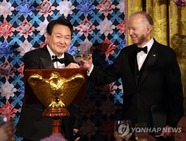 尹光雄出席了拜登总统的国宴