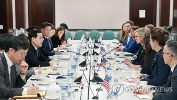 韩国敦促美国解决向捷克出口核反应堆的法律问题