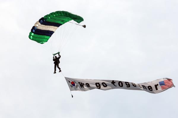 A soldier engages in a South Korea-U.S. high-altitude, low-opening jump at a training site in Hanam, just southeast of Seoul, on April 28, 2023, in this photo released by the Army. (PHOTO NOT FOR SALE) (Yonhap)