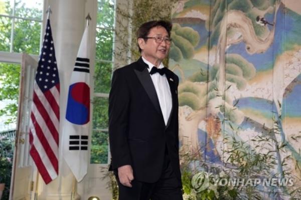 South Korea's Minister of Culture, Sports and Tourism Park Bo-gyoon arrives for a state dinner with U.S. President Joe Biden and South Korean President Yoon Suk Yeol at the White House in Washington on April 26, 2023, in this Associated Press photo. (Yonhap)
