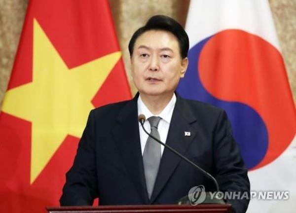 尹光雄承诺支持在越南的韩国企业