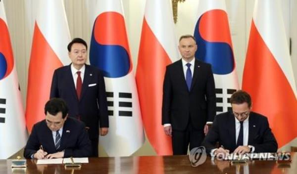 韩国和波兰签署了33份有关核电和先进产业的谅解备忘录