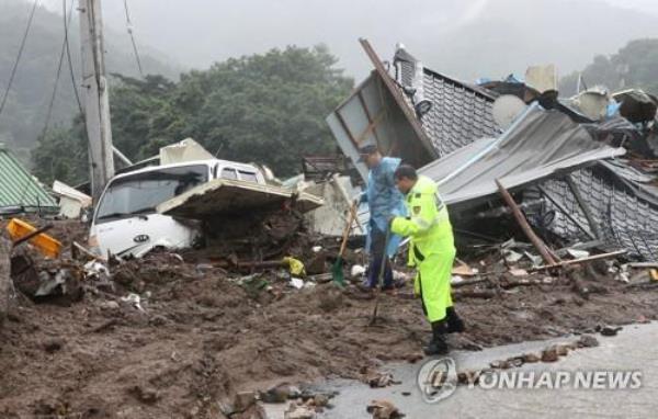 暴雨造成至少32人死亡，10多人失踪