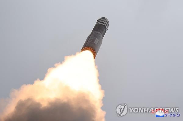 North Korea fires a Hwasong-18 solid-fuel interco<em></em>ntinental ballistic missile (ICBM) on July 12, 2023, in this photo released by the North's official Korean Central News Agency. North Korean leader Kim Jong-un guided the launch. The missile flew 1,001 kilometers for 4,491 seco<em></em>nds at a maximum altitude of 6,648 km before splashing into the East Sea, the North said. (For Use o<em></em>nly in the Republic of Korea. No Redistribution) (Yonhap)