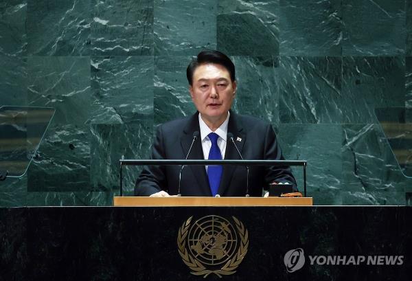 朝鲜对尹光雄的批评反映了孤立感和危机感:统一部