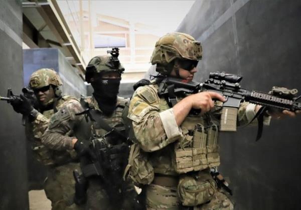 South Korean and U.S. troops take part in an anti-terrorism exercise at Rodriguez Training Center in Pocheon, a<em></em>bout 30 kilometers south of the Demilitarized Zone separating the two Koreas, on Sept. 25, 2023, in this photo provided the Army. (PHOTO NOT FOR SALE) (Yonhap)