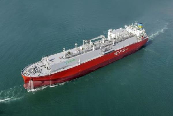 An ethane carrier built by HD Hyundai Heavy Industries Co., one of HD Korea Shipbuilding's three shipbuilding units (PHOTO NOT FOR SALE) (Yonhap) 