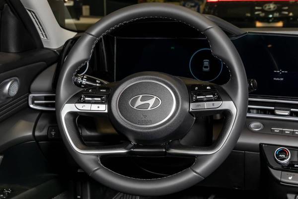 2024 Hyundai Elantra | Cars.com photo by Christian Lantry
