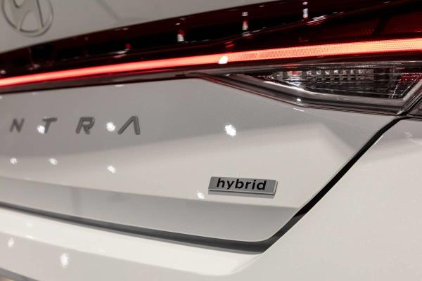 2024 Hyundai Elantra Hybrid | Cars.com photo by Christian Lantry