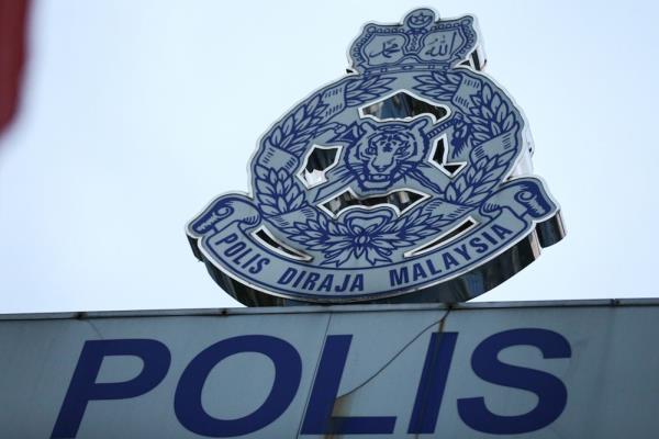 槟城警方:一名老人在公寓停车场被刺27刀致死