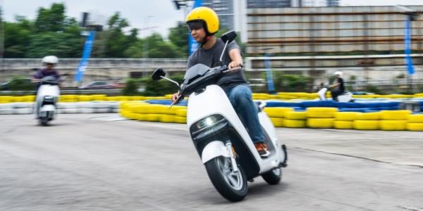 You can apply for Malaysia’s RM2,400 electric motorcycle rebate starting this month