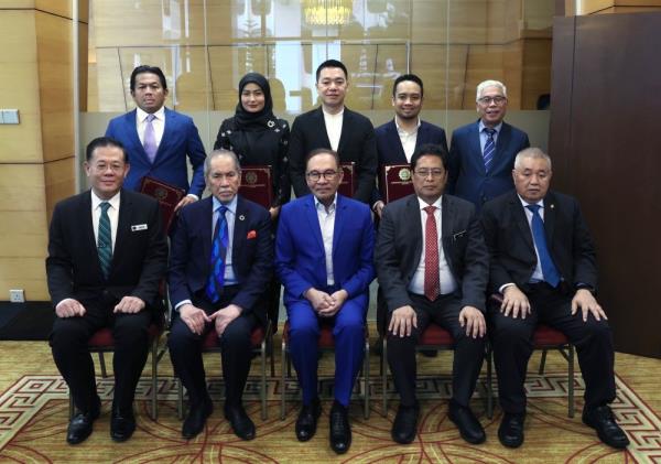 Dewan Negara Speaker among five new appointments to special committee on corruption