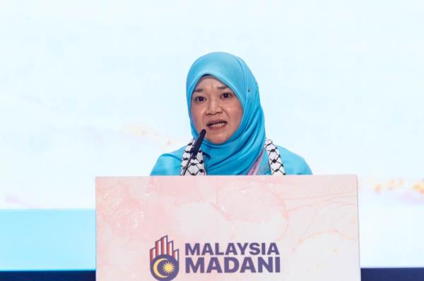Education minister: Non-DLP class starting next year not a new change